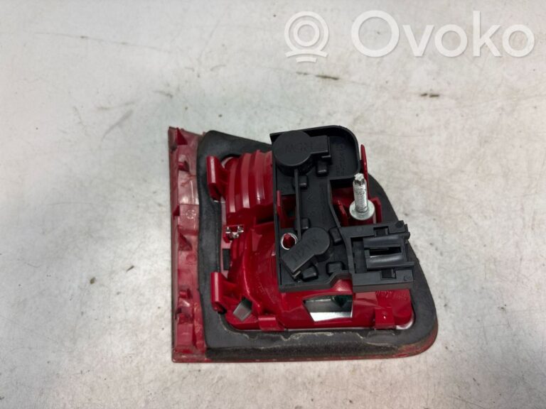 e1bba723d336d271bec258c0f10998a5-868c90db8deeb7f5159898695e89195d_tailgate_rear_tail_lights