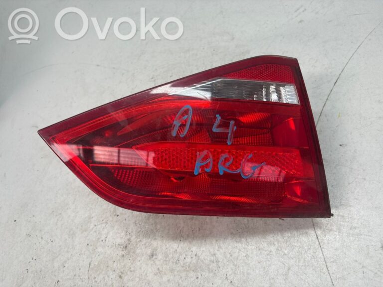 e273efa7c8bb1be7a31f07e39d1fd98f-00eca203a74ae86b17e065e341d2b41d_tailgate_rear_tail_lights