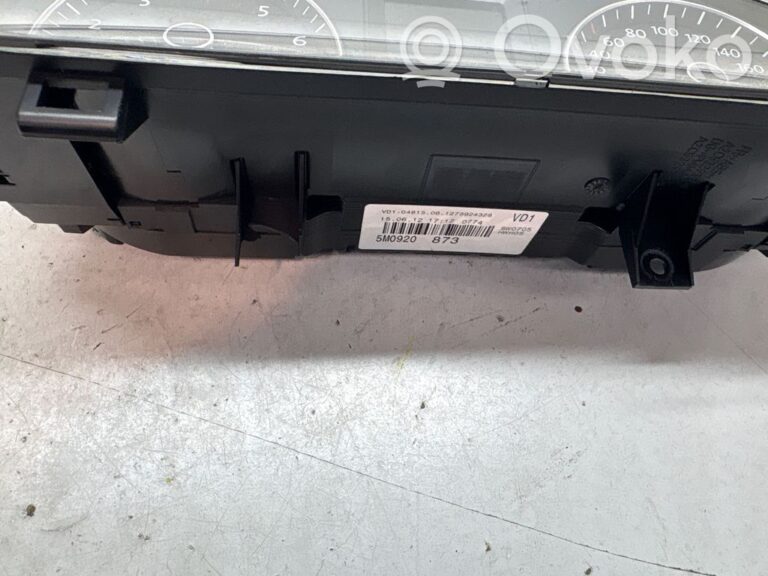 e2c6206cecaee129c59232f70edc05df-ffb3f344f05f7ae983dd5f41d99ffde1_speedometer__instrument_cluster_
