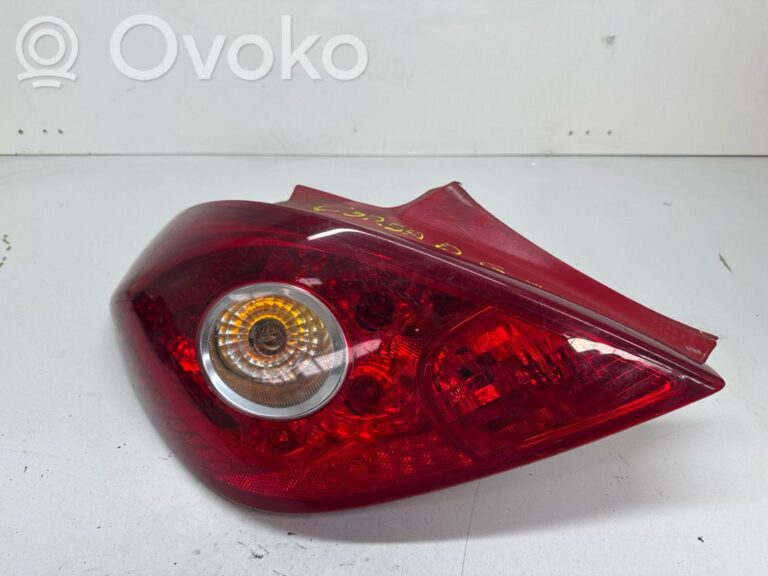 e30ade3a3544ffa586d6b6e00394a0a3-bca4ad37978df057779bdd6588865c5e_rear_tail_lights