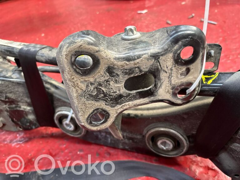 e3e0c98cd8b7c7f1baa0039156d03fd3-ea04e8aad6ec6a3c4de988fc9fc9a333_other_rear_suspension_part