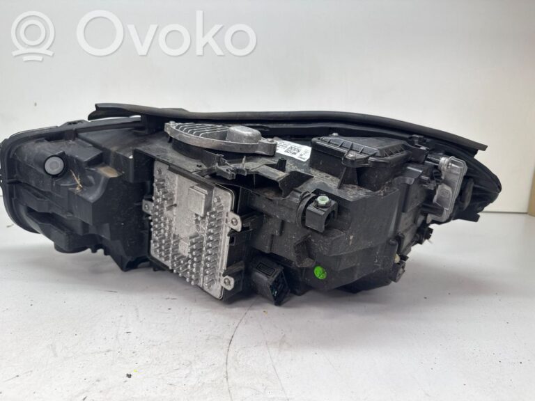 e41846512228e55187155eca593dc458-f10edc756e30b5f923eee20b18341b73_headlight_headlamp
