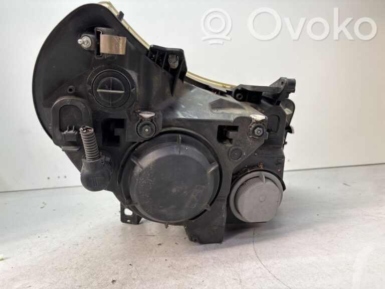 e418c31f6b405b2d6e6013dbd31a46ee-1e26b3266522513f5f0d16e316a585cc_headlight_headlamp