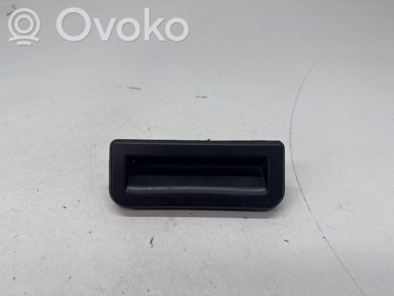 e48c1130446df6a5b86c6ec5ff8c4726-2bfef5d2d60e78d42c6c91e0e6497e99_tailgate_trunk_boot_exterior_handle