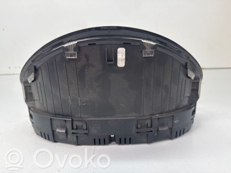e54a77dc9baa511b70d8647b42fff038-5e190a85b8866519fb1b04b9ab0140ff_speedometer__instrument_cluster_