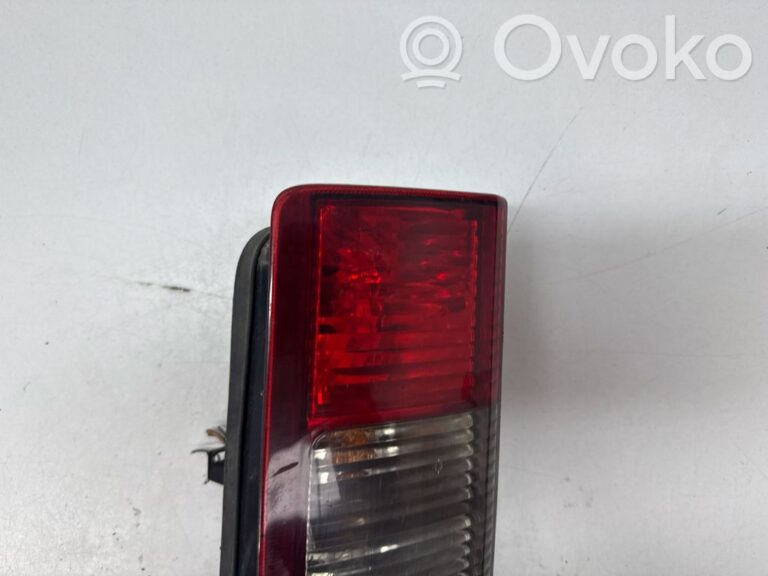 e5b3c680f16abbf8508e18895c76d4c5-31773b49abb00b311c67209f738e4478_rear_tail_lights