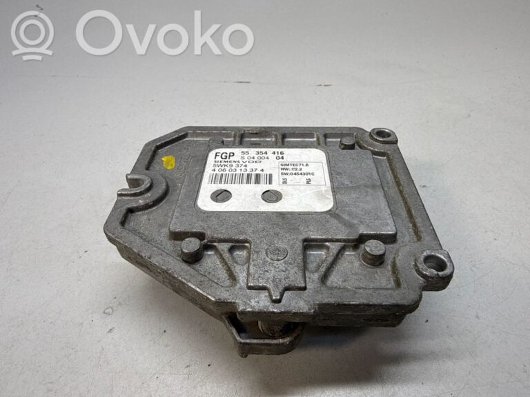 e5e5f65a9b5606807eb1789806eac35c-032996255336773d0848a4ef42cb04b9_engine_control_unit_module