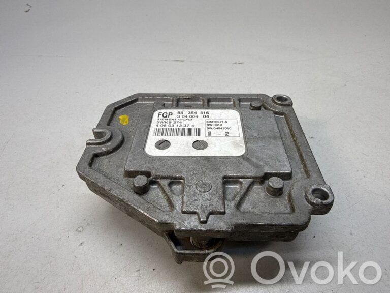 e5e5f65a9b5606807eb1789806eac35c-032996255336773d0848a4ef42cb04b9_engine_control_unit_module