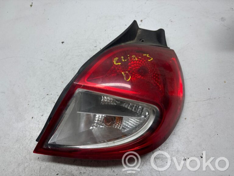 e5f9dee630efa6ad5dc01f6826b40755-7051f67cb0a75f4961af00e749727865_rear_tail_lights