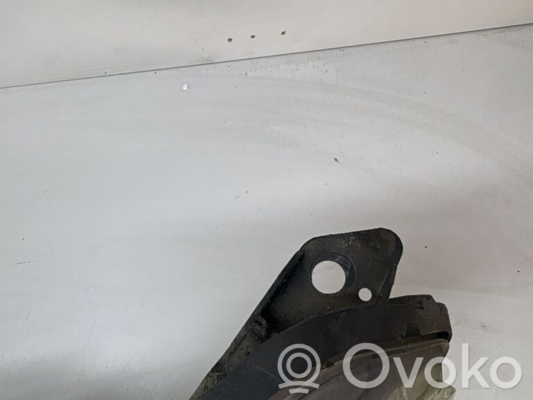 e6641fb58b79687b0d5380bc367c1482-5640ed6127e40c35f7d7dfc3d10399c7_headlight_headlamp_dust_cover