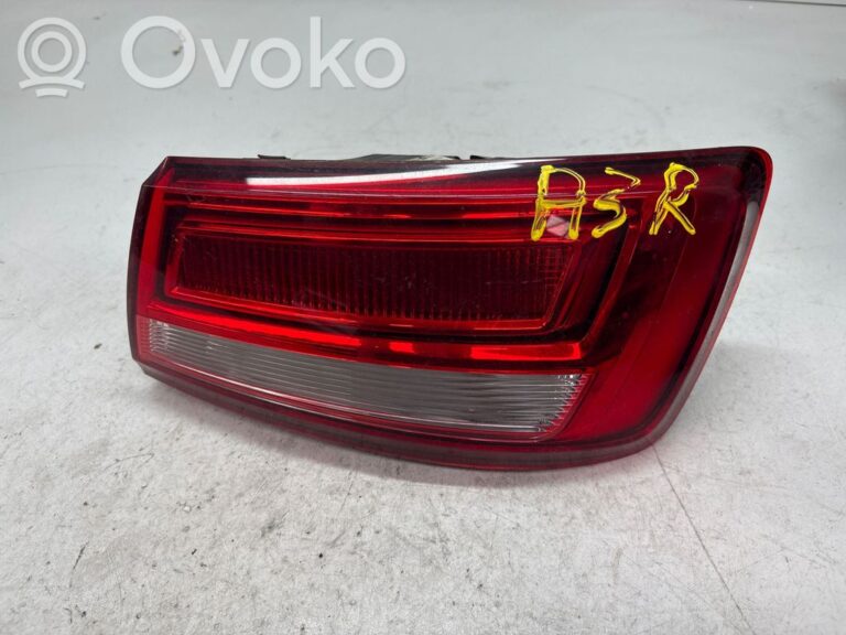 e66e33b67282bca1eb45ab8cf71d21fc-20b545fa1de7c30fd26fec4b7e1576da_rear_tail_lights