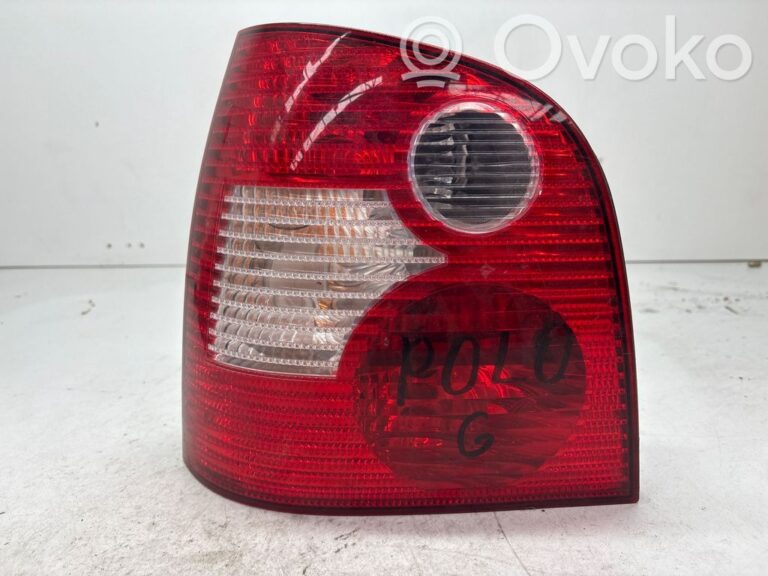 e69375f8b338d6b01c74d7e2282c7d23-cfaac6f0997c6ee218f9c18d9834ff6e_rear_tail_lights