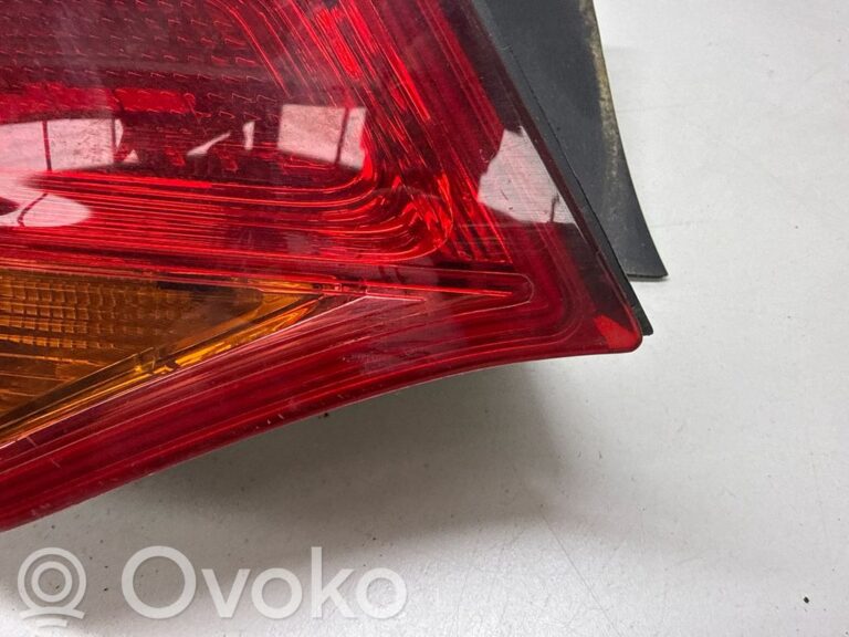 e6cd33cafe792c1e4e91921552e9cd28-fc891de7dd61971f0abc46b9ea9c89c2_rear_tail_lights