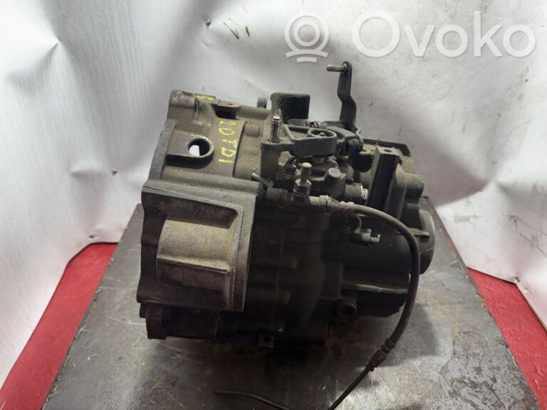 e745365a55144e767784e843ff906175-eec9f70c8f067c444f0cf0ac3b6f8be4_manual_5_speed_gearbox