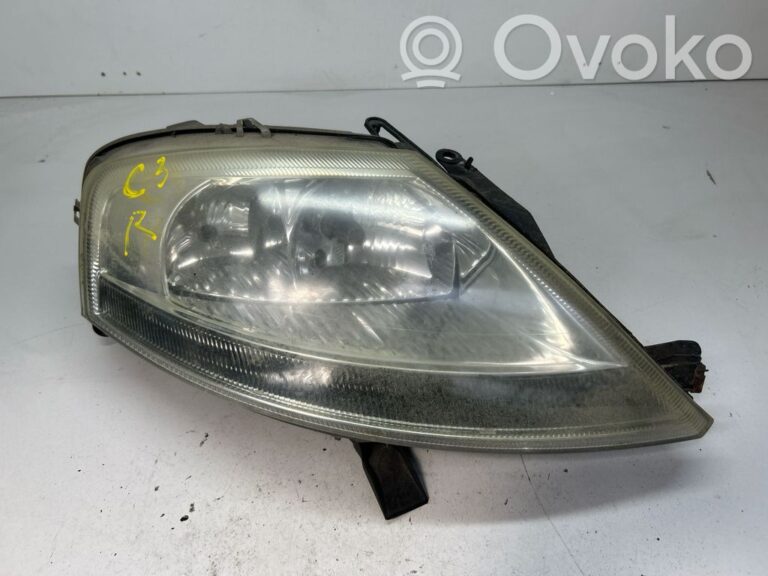 e7f6db5e129bbe0e0c6e168faed13d0a-bf83165afc2b35ab1165bac76df8378a_headlight_headlamp