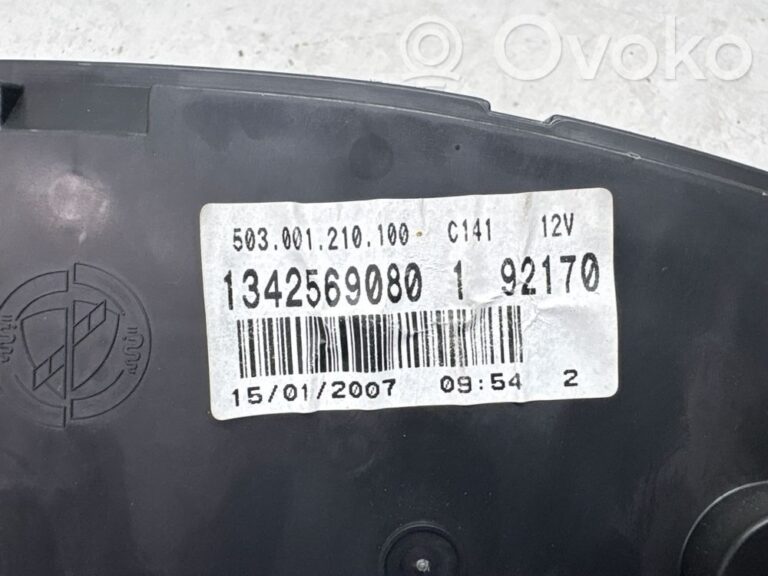 ea11d6f8be02282c94b359e01a01079e-6587ee98f07c039ec47e525888834307_speedometer__instrument_cluster_