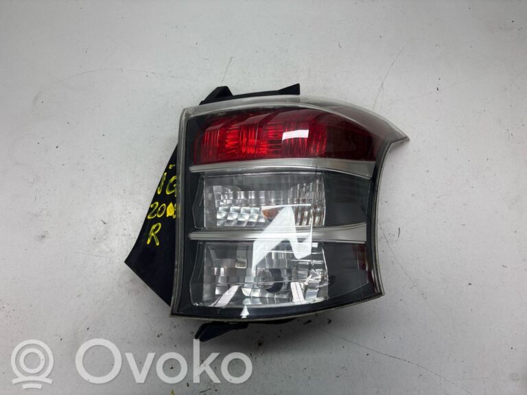 ea8745bb4cbdd583e8f7389485cc9603-4151fed5f24e0581905d7050b6cf8e02_rear_tail_lights