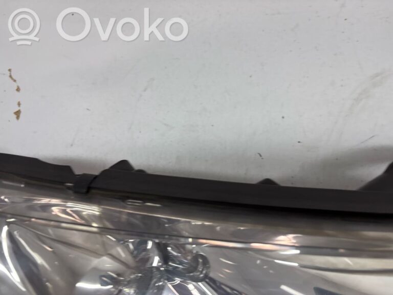 eea796cb728c07fc5da56eccdfa7b505-1e2315eac31421f3f9d3fac99d8fa95c_headlight_headlamp