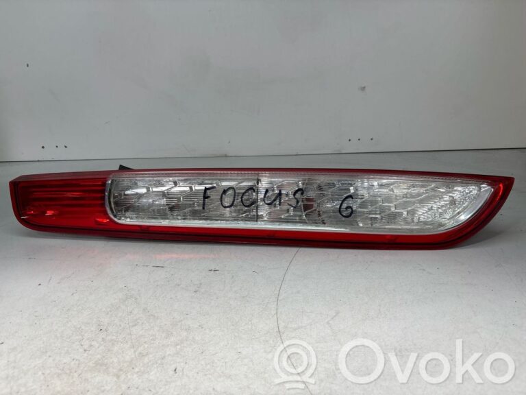 ef73498644da2e8213d8b6365c664fb8-9687251fd0197050f53749183c0e01df_rear_tail_lights