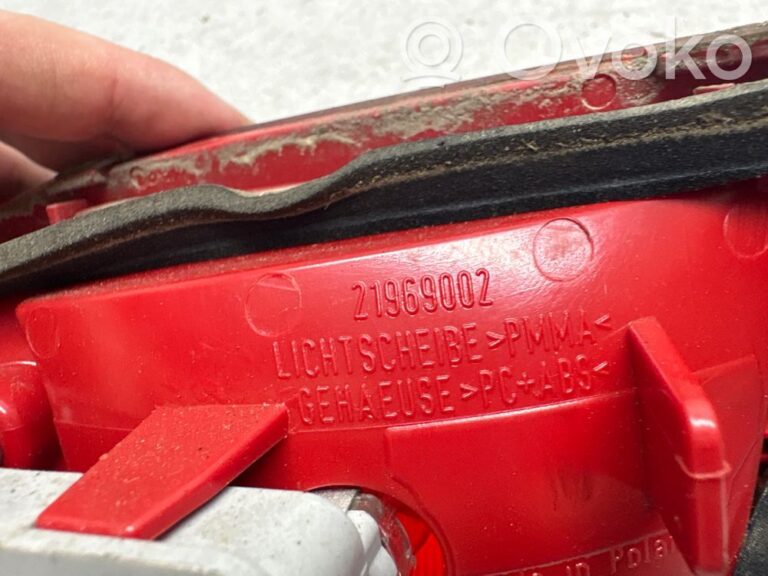 f00289cb619c5d2e1e30a0d6afdc4862-93c03f0b44b7e6bedec2e854375cb671_tailgate_rear_tail_lights