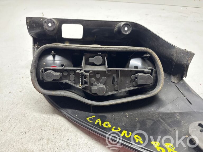 f0e332017a1b026b360e322d2665ae29-e5ae09cc6c78d105263aebe0aee819e5_rear_tail_lights