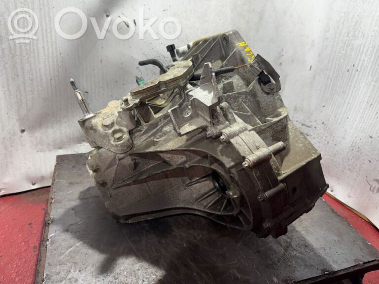 f23a7e43ecb0eacc4d396b55ba4a634d-41b234fdc7f4704e40d66ae966f257e8_manual_5_speed_gearbox