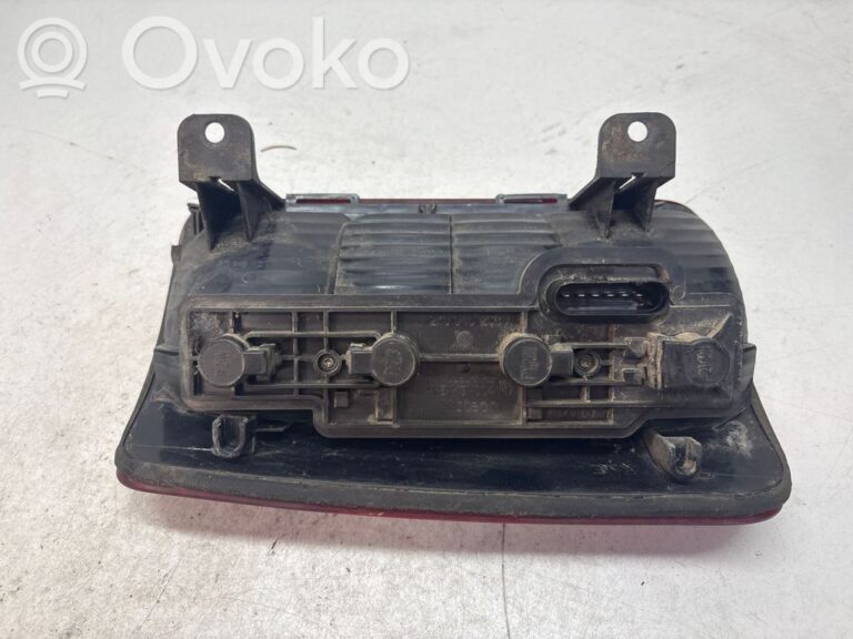 f28b89aca4c2c94a02fdcc9d064c2521-3ccf71c97fb4c5587436b341e33cda9f_rear_tail_lights