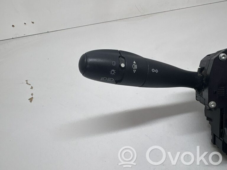 f31dcde9e0ff8432cfdf2fe29bed4c19-9de210152775b9fff6f0cc98f12009a6_wiper_turn_signal_indicator_stalk_switch