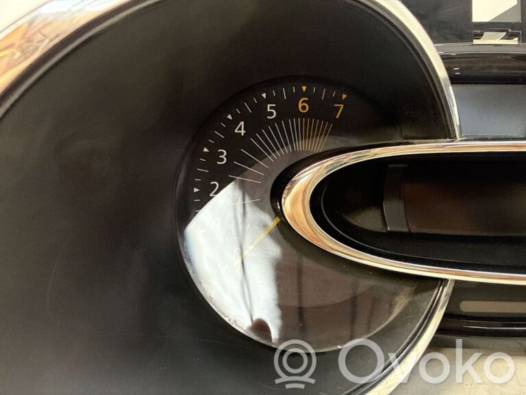 f32d044bf61fc4ddaa5f547be0c31875-4abd38b01c12853cbe02bf42e79bd9bb_speedometer__instrument_cluster_