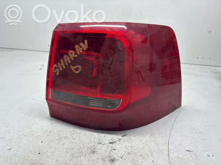 f38735a7496cfd5df779e502eb951cf0-0e2e8d3c03152b924daba57f410c5907_rear_tail_lights