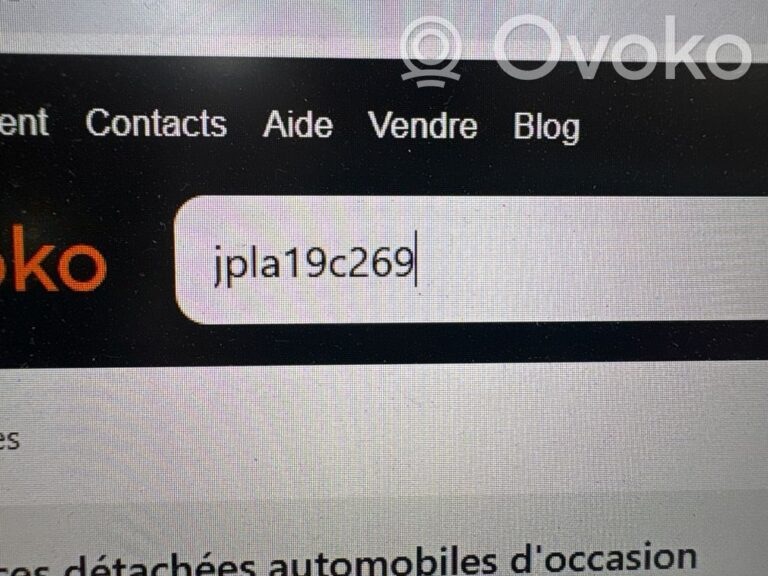 f532535db3be5217f8011ba79cb792e0-e788738217f8b43b98837152b02e92c1_screen_display_small_screen