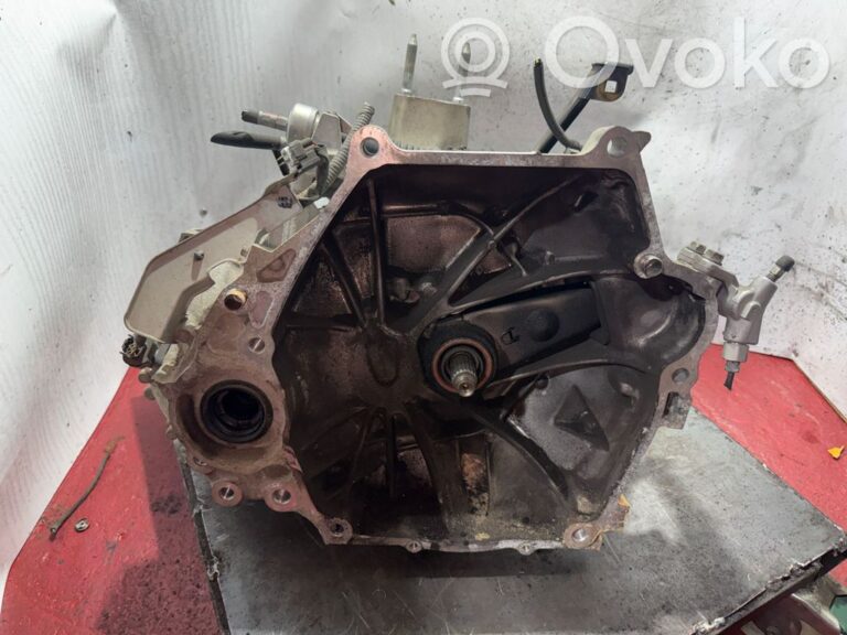 f5b39bf160c540e77f3a362a6c4aab1f-d18a2b7173803273208f920891cb1bcd_manual_6_speed_gearbox