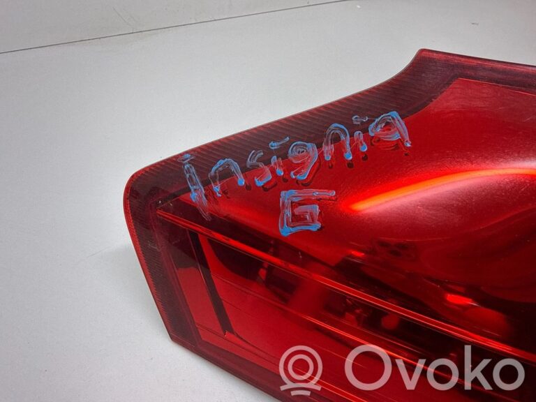 f7fdaa2761e0750cd92178776078f2e4-e368c74bc9c1467fc51533e981ffe4a9_rear_tail_lights