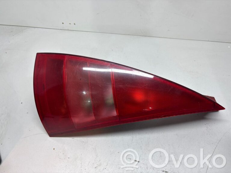 f90138cf2d998a6349d6d0a6c4509d6b-50587e06623e258240799840692767c3_rear_tail_lights