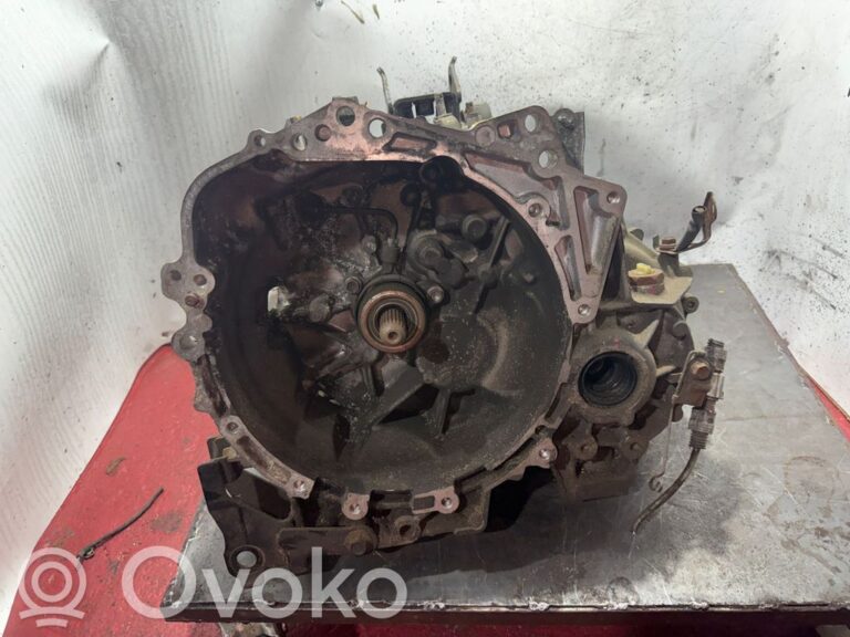 fa43b654fea490cdb61c5c4ca66a80e7-e223052ce14fd2193284f33040e72b2c_manual_5_speed_gearbox