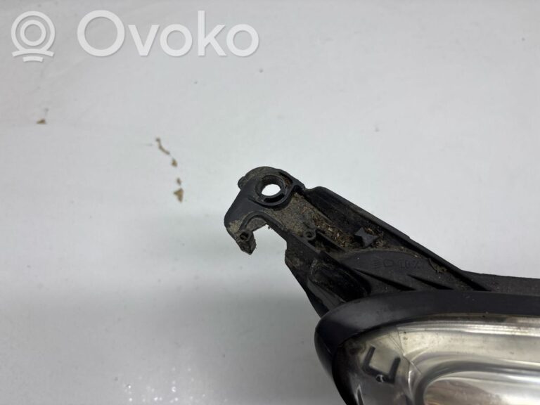 fbfcfa4626df3e1843424ff0baf2ee00-9585d892f5a8ef4ff528831481a19adf_headlight_headlamp