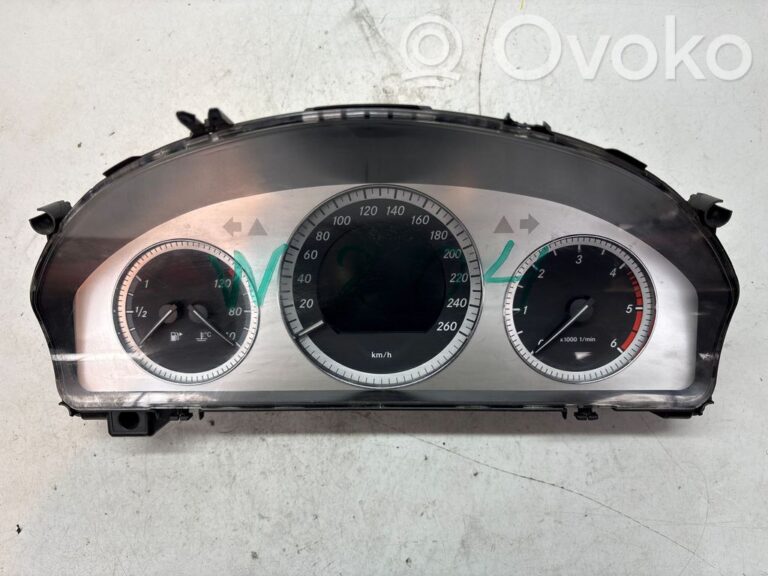 fc2b8157a905caa20227e46493a2eafd-c65e00b447450d9cd1f16beb246c92e6_speedometer__instrument_cluster_