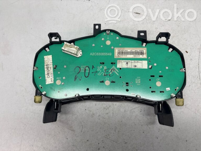 fc6eaa25b492a8e79f1898ce840661a3-5a52fcd88ffbbf40a328a1b470fcfc51_speedometer__instrument_cluster_