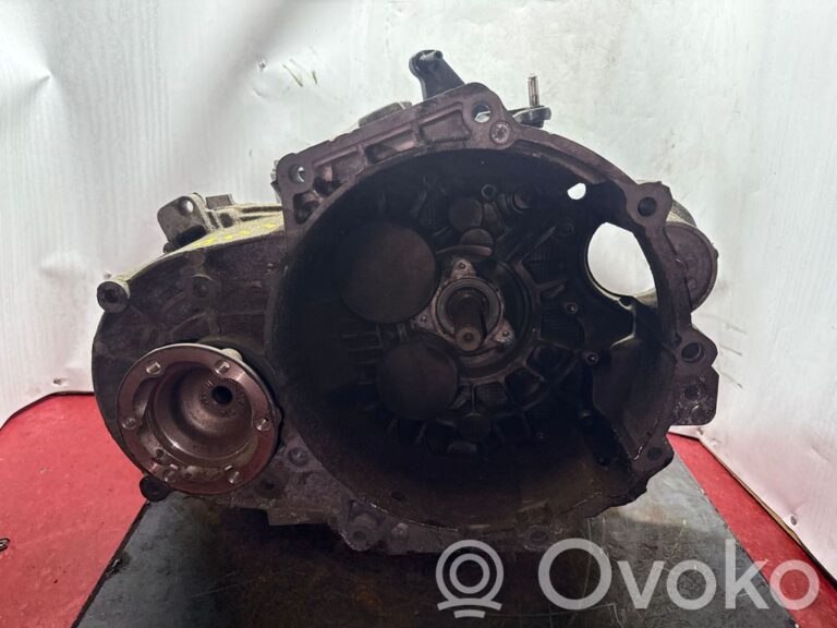 fcad8ca5756617261b12402b33e46a43-f56decb738e7d226a2b446f64b9c5345_manual_6_speed_gearbox