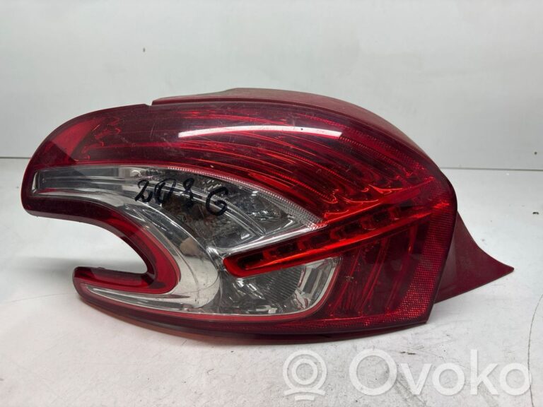 fd454fce2fc594d9e8d9635fb98214d2-45f48d5fd42be0048fa9baf01b581010_rear_tail_lights