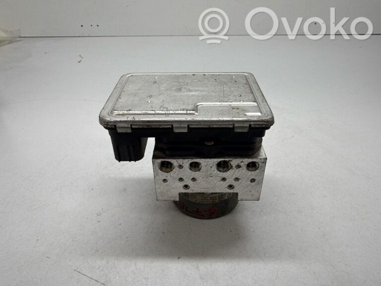 fe7962e6eb074a0f81b736afdf4f82d0-volkswagen_golf_vii_abs_pump