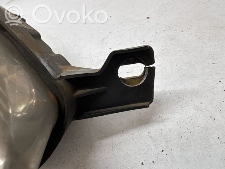 ff41766099238d3184f6638a6cf2026f-dd199248d2d3f63ea12a7f32817cbd77_headlight_headlamp