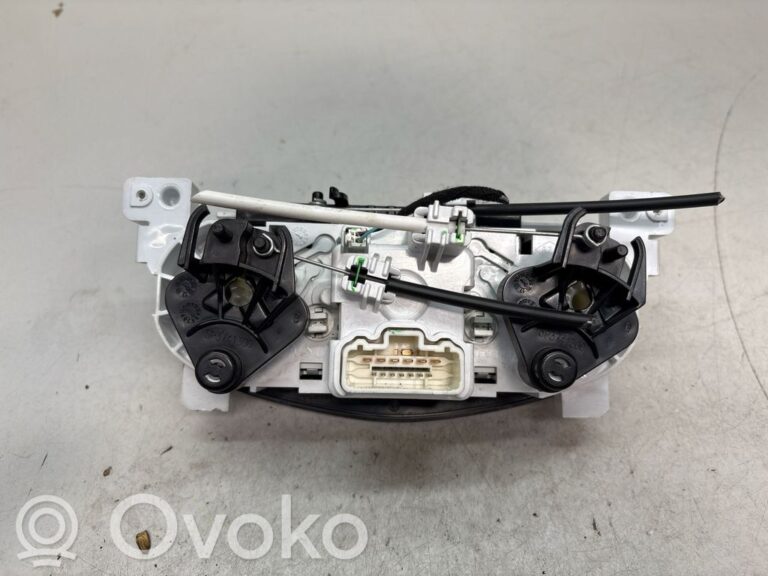 ff903daf48b9125e4ae197dc1cbe769c-c1d120cd391c61ffd76dc27bfe928887_climate_control_unit