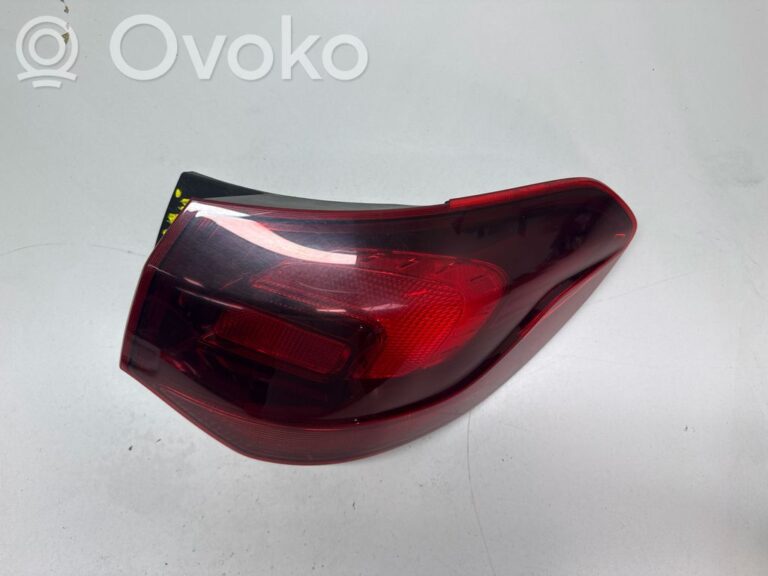 ffe4de1671f71e2650605eae91069db2-2495754743624d7efb854cab06188918_rear_tail_lights
