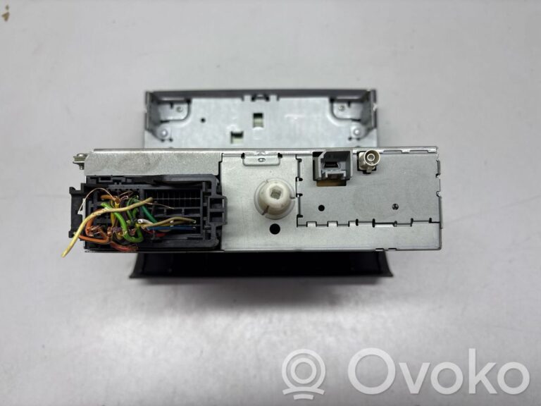 d57a222083f049325788b76573b0331c-90d8cb043522363b0cdfc9d62292c49c_radio_cd_dvd_gps_head_unit