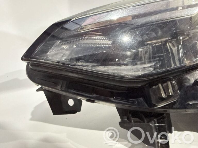 048630b2713922d52d288e56f908524d-010f1b8376559df7e1e40214180abc1f_headlight_headlamp