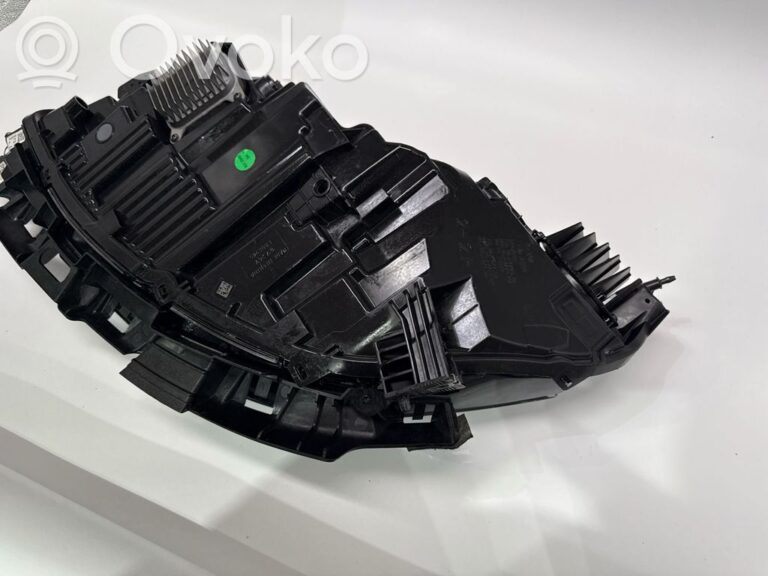 1873e1c6040247cabdbb8603153b7e50-b19e138c370b753dca5d5cee5116a409_headlight_headlamp