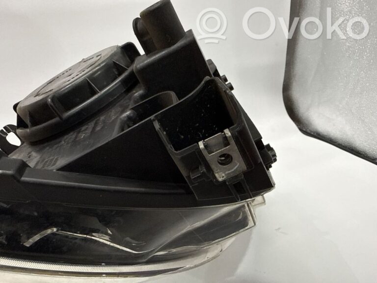 2377120f629592ba79ea417e34a5a3c3-dfd8c6ab8beed88e585f26fd0cb7d524_headlight_headlamp