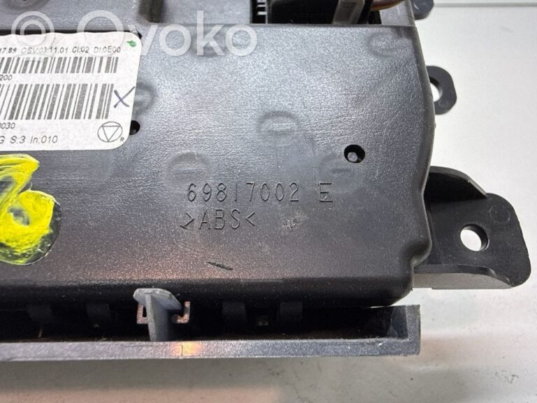2c31c7c001cd724482c87f07f75299e5-674202b7a24a3c35586adf3e6f14c8c2_climate_control_unit