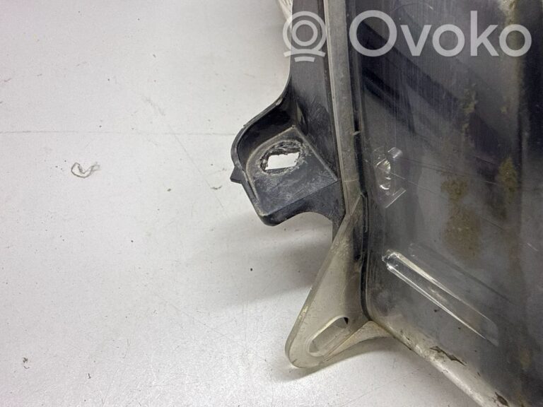 2d2f49e56902cb6b7414c2b154eac4da-25aa38604df08c27a37bd5abc48329a3_headlight_headlamp